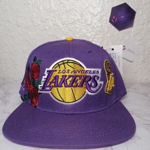 Pro LOS ANGELES LAKERS ROSES SNAPBACK HAT purple